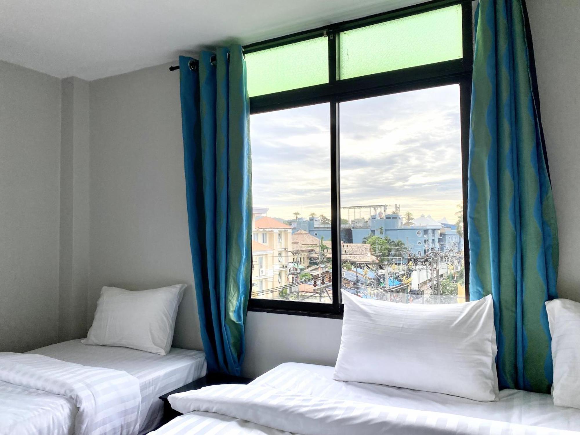 Beachwalk Minotel Patong Exterior photo